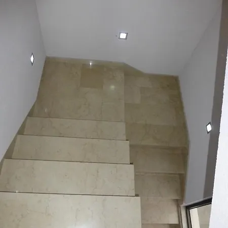 Baric شقة سبليت